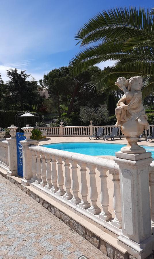 Gite Les Pins Climatise Piscine Chauffee Jardin Peymeinade Esterno foto