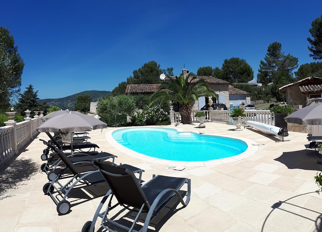 Gite Les Pins Climatise Piscine Chauffee Jardin Peymeinade Esterno foto